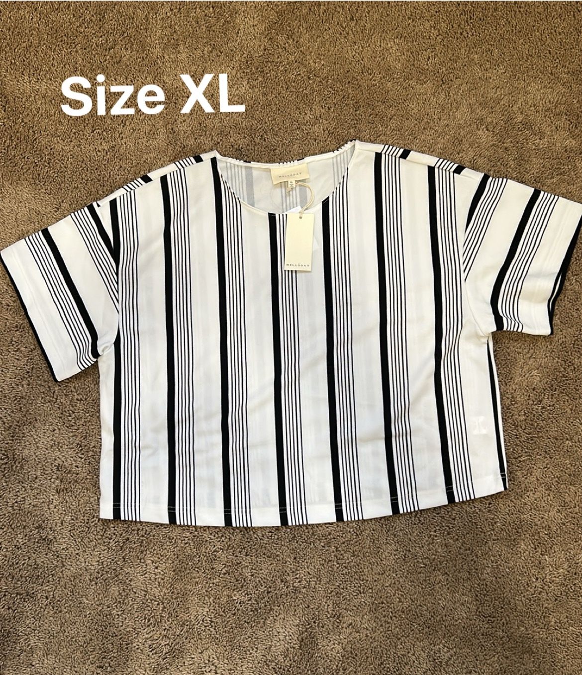 Brand New Women’s Top Shirt Size X-Large