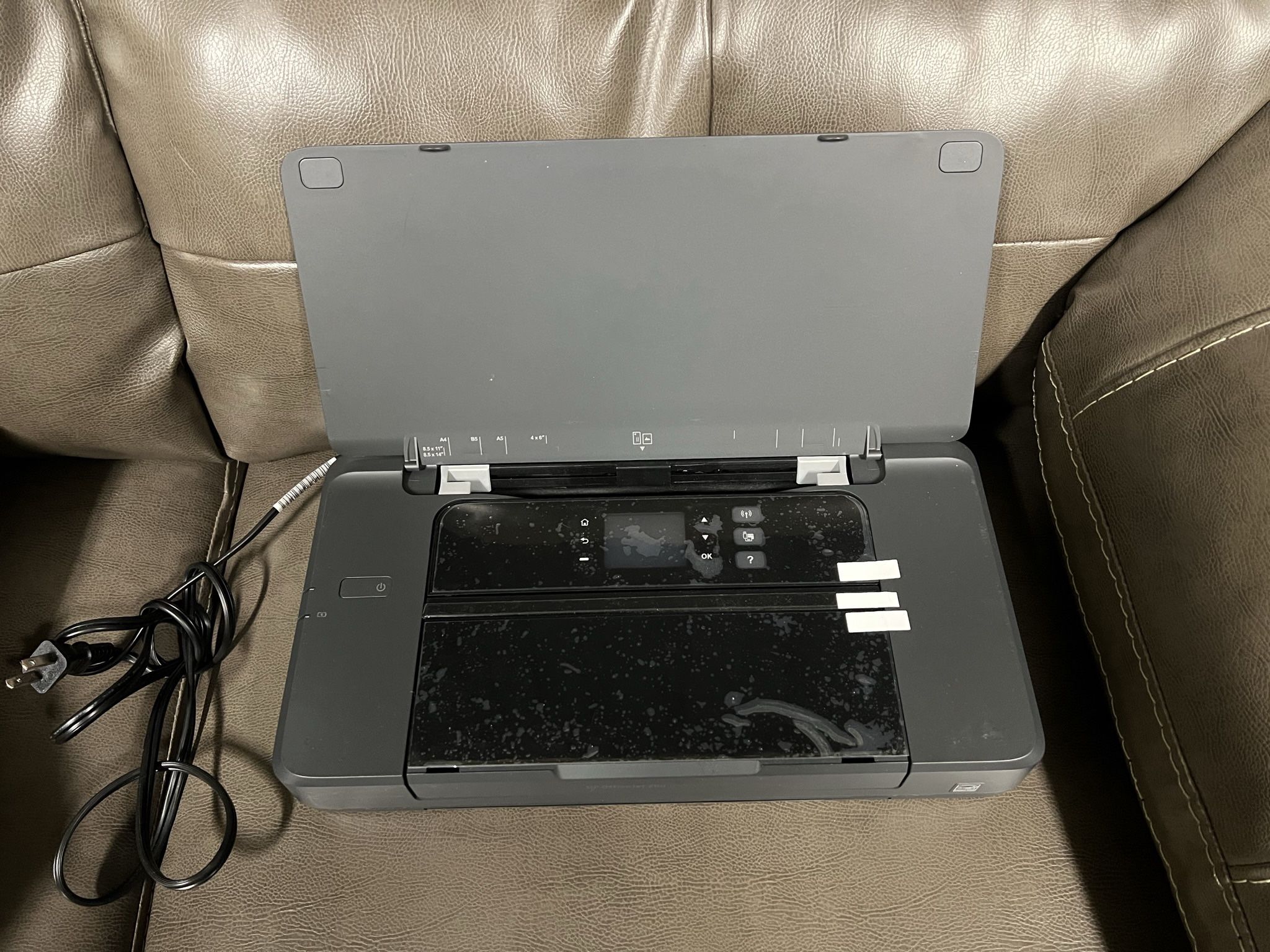 HP OfficeJet 200 Portable Printer with Wireless and Mobile Printing