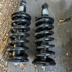 Front Struts 2004 Nissan Titan Four-Wheel-Drive
