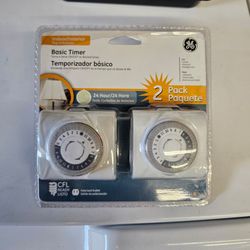 Outlet timer indoor. Perfect for christmas lights