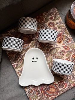 Sweet Ghost Plate and Small Checkered Bowl / Ramekin Set Ceramic kitchen set includes one white ghost-shaped plate four small bowls with a black and