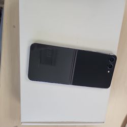 Samsung Flip 5 256gb  Unlock Any Sim
