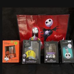 Nightmare Before Christmas- Disney Mickey Pumpkin 🎃 makeup 💄 Brush Set ( Price Is Firm) IF POSTED ITS AVAILABLE ! 🤩 $30 EACH!! 