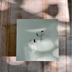 Apple AirPods Pro 2 w/ Wireless MagSafe Charging Case USB-C