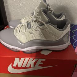 Jordan 11 Retro Low Cement Grey