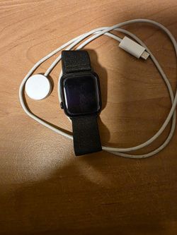Apple 6 Series And Apple 7 Series Watches