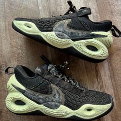 Nike Cosmic Unity Basketball Shoes Black / Green – Women’s 8.5 / Men’s 6.5