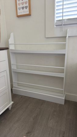 Three tier white children’s bookshelf