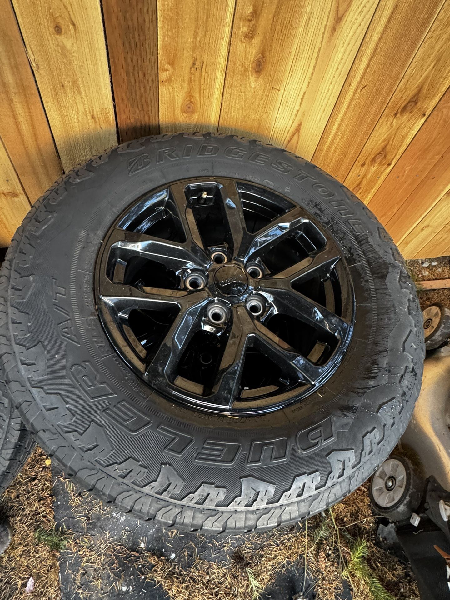 4 2021 Jeep Gladiator Rims And Tires
