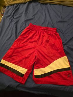 Jordan basketball shorts size M