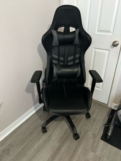Gaming/ Racing style office chair
