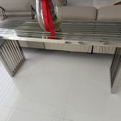 Entry Way Table 