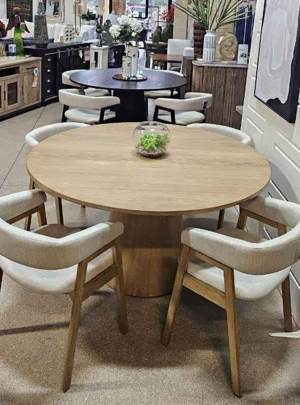 Summer sale!! 5 pc 59" Round Modern Dining Table Set.