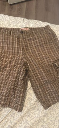 Brown Plaid Cargo Shorts size 34
