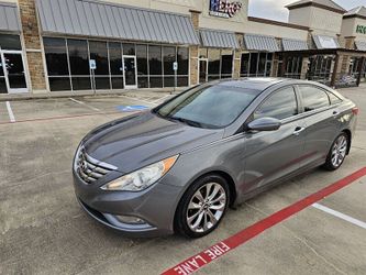 2013 Hyundai SONATA SE