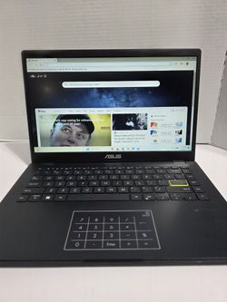 ASUS VIVOBOOK 14 WINDOWS 11 PRO Wi-Fi 5, USB Type-C, 10Hrs Battery Life,,
HDMI OUTPUT
WEBCAM
500GB SSD
FAST AND RELIABLE 
NO ISSUES WHATSOEVER
CHARGER