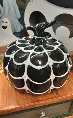 Porcelain spider web pumpkin- New- Located in Shelton