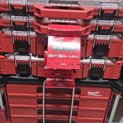 Milwaukee PackOut Drawer And Organizers 
