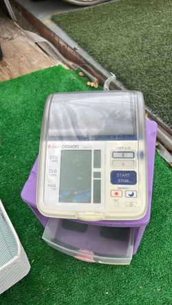 Omron HEM-775 Blood Pressure Monitor