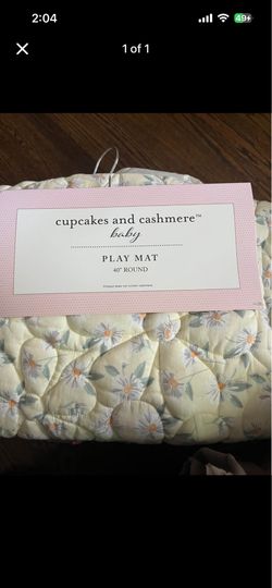 Cupcakes and cashmere baby play Mat