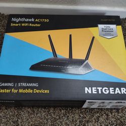 Netgear Nighthawk R6700 AC1750 Dual Band Wifi Router