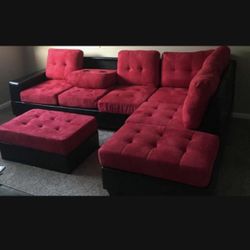 Heights Red /Black  Reversible Sectional With Storage Ottoman  