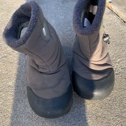 Snow/Rain Boots Kids Size 10