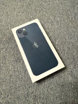 Sealed iPhone 13 128GB Unlocked