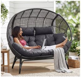 Oversized Double Egg Chair • 2 Person Patio Lounge • Great Condition