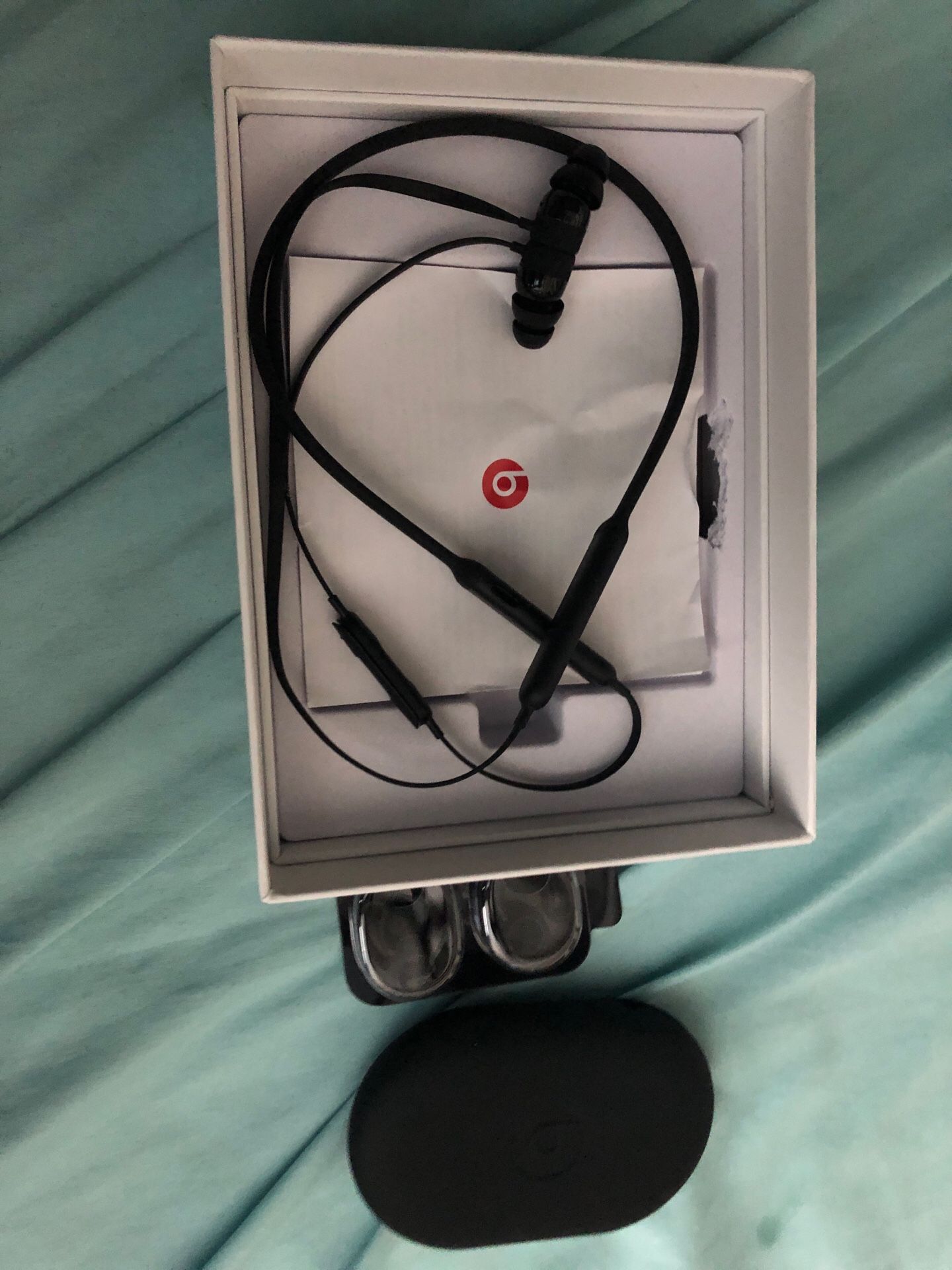 Beats wireless earbuds