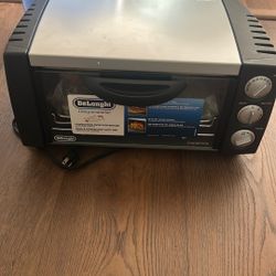 Delonghy  Conventional Oven And Grill