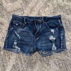 Women’s Shorts $5 M 