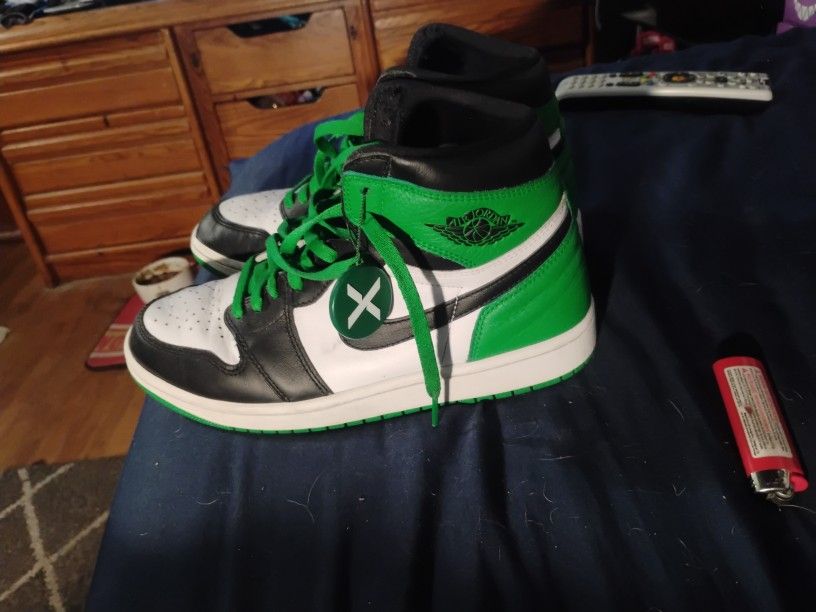 Size 10 Air Jordan 1 Retro High Celtics