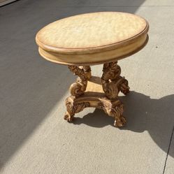 Make Offer! Estate Sale: Pedestal Table, Lightweight Accent Hall Table, Not Wood, It Is Plastic.