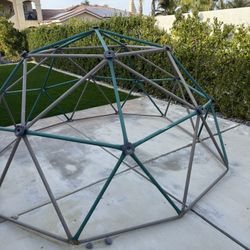 Lifetime Climbing Dome 