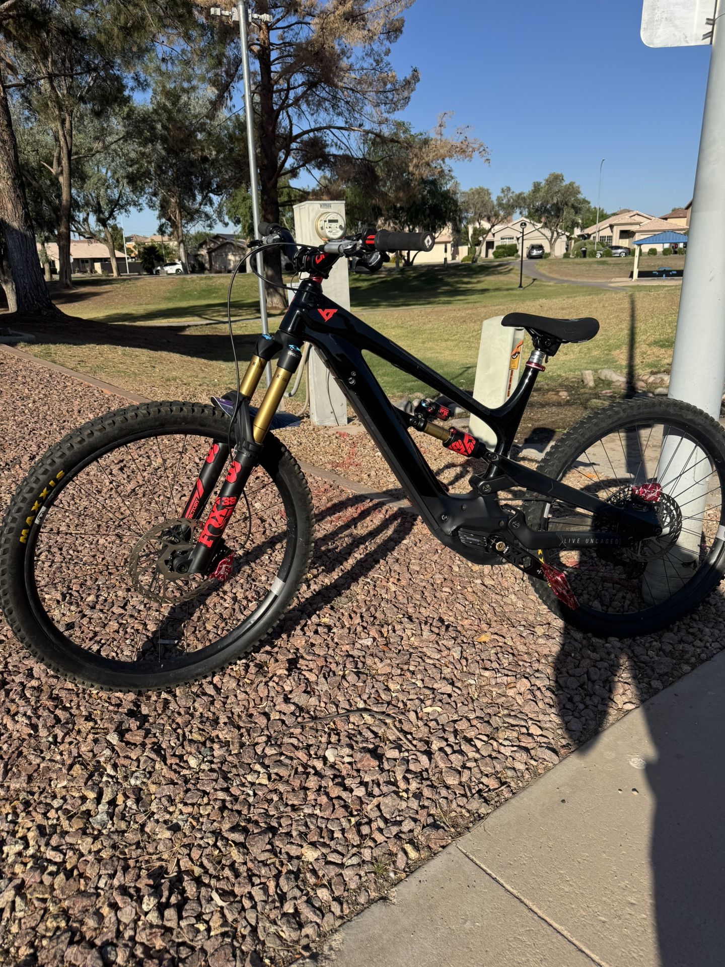 Yt Decoy Core 4 Upgraded E Bike Mountain Bike Upgraded