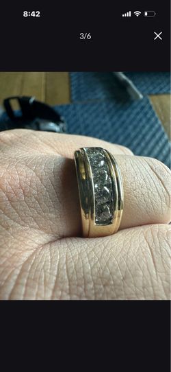 10K Yellow Gold Men’s 1 CTW Diamond Ring