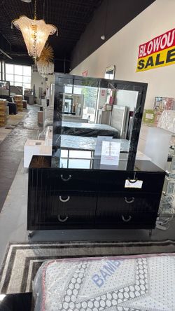 🏠 Empire Furniture  📍 Location: 14240 Fort Street, Southgate, Michigan, 48195 ✨ Transform your home with our stunning furniture collection! From coz