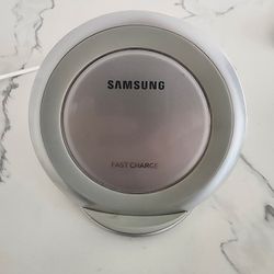 Samsung Fast Charging Wireless Charging Stand