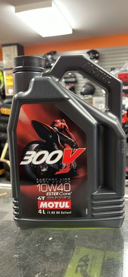 Motul 300V Full Synthetic oil 1 gallon