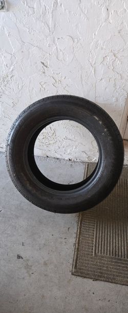 205/65R/16 95H  uni royal touring
Paw