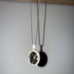 Austrian crystal pendant W/925 silver chain.STAMPED