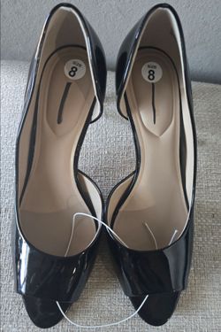Giani Bernini Black Patent Leather Peep Toe D'Orsay Heels - Size 8