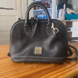 Dooney & Bourke Satchel Purse Color Black