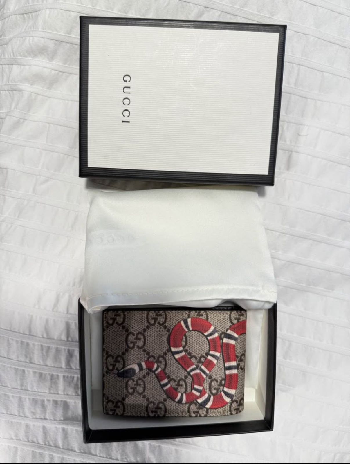 Men’s King snake Print Supreme Gucci Leather Wallet - $295 OBO
