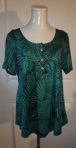 Green Short Sleeve Blouse/Top (Size L)
