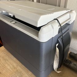 Coleman Electrical Cooler 