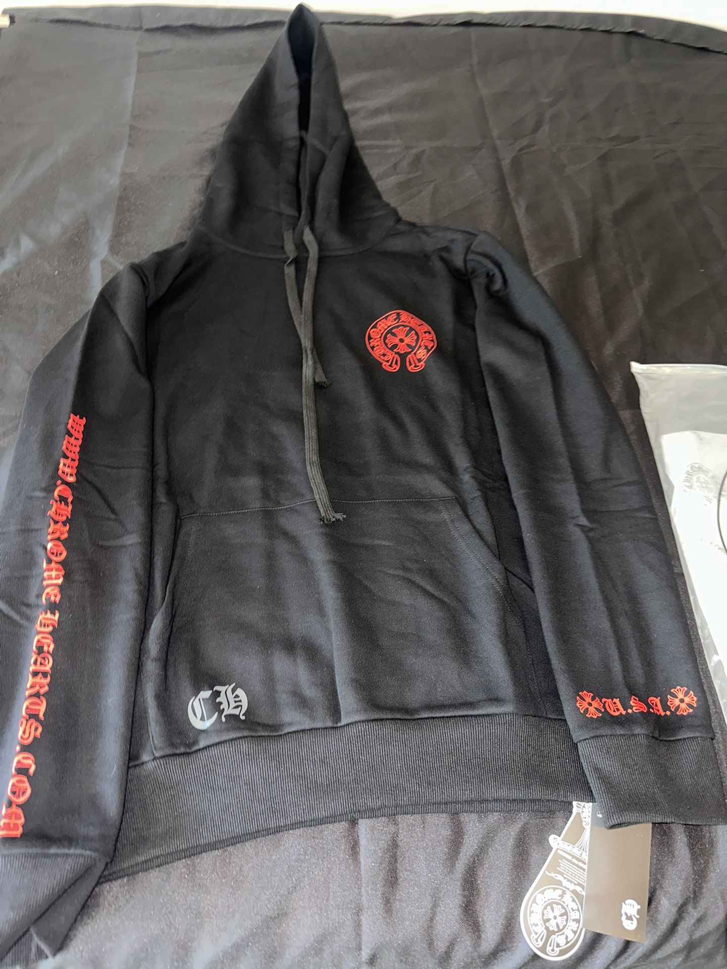 Black/Red Chrome Horseshoe Hoodie L