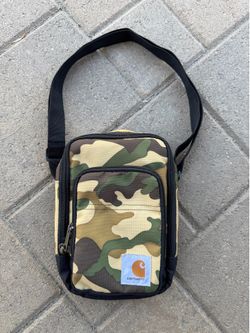 Carhartt small essentials bag cross body zip  camo lightweight travel bag