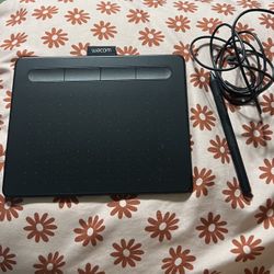 WACOM Intuos Graphic Drawing Tablet (small)